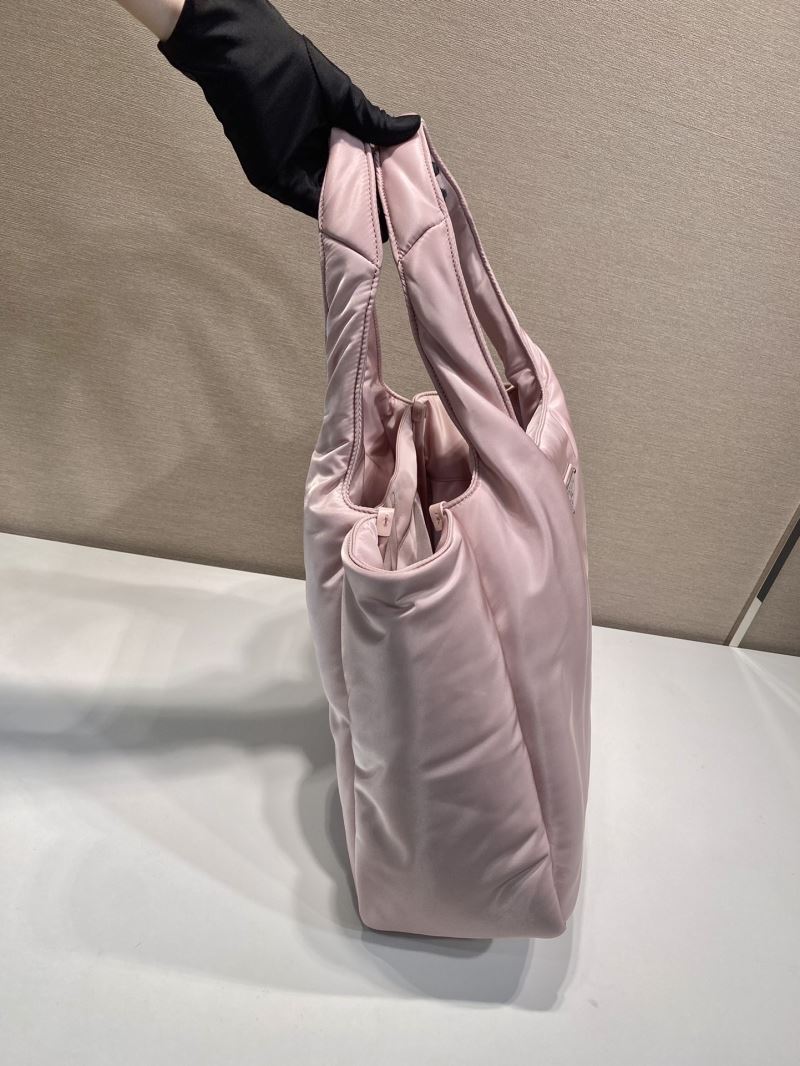 Pra*a tote bags